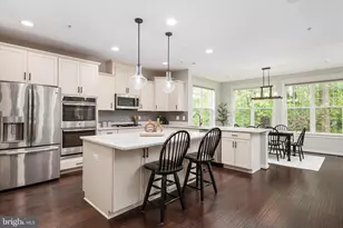 825 Sebastian Ln, Gambrills, MD 21054 - Photo 12