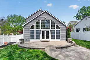 448 Maple Leaf Dr, Edgewater, MD 21037 - Photo 4