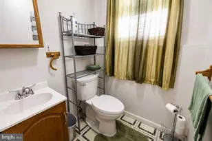 8121 Elizabeth Rd, Pasadena, MD 21122 - Photo 18