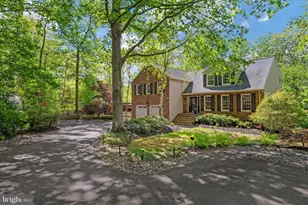 305 Charles Hall Dr, Millersville, MD 21108 - Photo 2