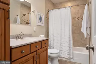 305 Charles Hall Dr, Millersville, MD 21108 - Photo 30