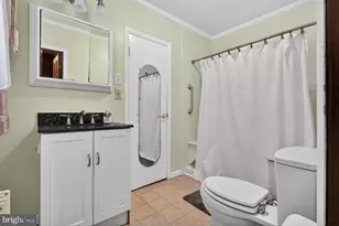 322 Riverside Rd, Edgewater, MD 21037 - Photo 18