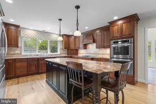 10 Carole Ct, Severna Park, MD 21146 - Photo 10