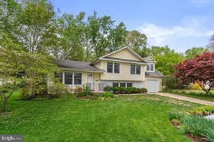 10 Carole Ct, Severna Park, MD 21146 - Photo 2