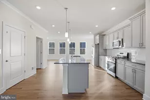 1358 Crested Wood Dr, Laurel, MD 20724 - Photo 8