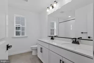 5720 Howard Dr, Glen Burnie, MD 21061 - Photo 32