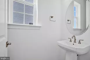 5723 Howard Dr, Glen Burnie, MD 21061 - Photo 26