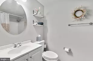 [Address not provided], Annapolis, MD 21403 - Photo 20