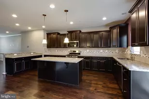 1314 Hawthorn Dr, Hanover, MD 21076 - Photo 4