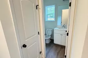 725 220th St, Pasadena, MD 21122 - Photo 6