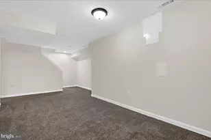 806 Vacation Dr, Odenton, MD 21113 - Photo 32