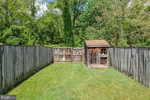 8166 Hazy Dawn Ct, Pasadena, MD 21122 - Photo 32