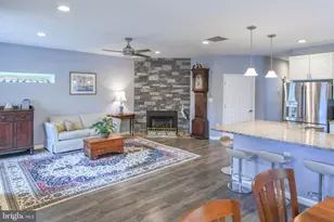 8203 Forest Glen Dr, Pasadena, MD 21122 - Photo 6
