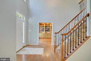 2407 Lawndale Ct, Gambrills, MD 21054 - Photo 6
