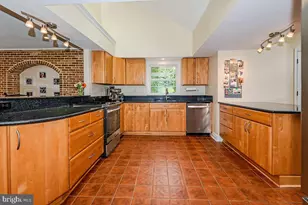 1855 Crofton Pkwy, Crofton, MD 21114 - Photo 12
