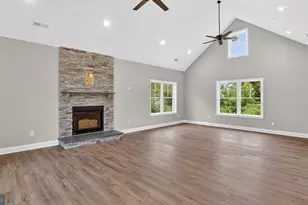 2001 Poplar Ridge Rd, Pasadena, MD 21122 - Photo 20