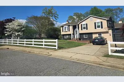 209 New York Avenue, Pasadena, MD 21122 - Photo 2