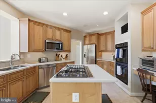 712 Coybay Dr, Annapolis, MD 21401 - Photo 1