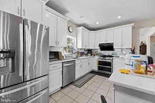 380 South Dr, Severna Park, MD 21146 - Photo 10