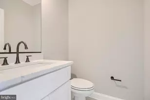 1106 Marley Creek Dr, Glen Burnie, MD 21060 - Photo 28