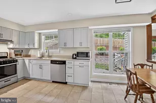 1202 Viking Dr N, Arnold, MD 21012 - Photo 4