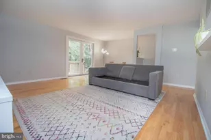 2526 Log Mill Ct, Crofton, MD 21114 - Photo 8