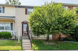 216 Rebecca Ann Ct, Millersville, MD 21108 - Photo 2