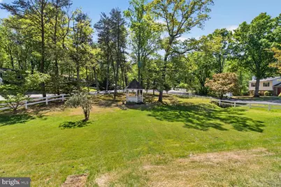 420 Edgemere Drive, Annapolis, MD 21403 - Photo 2