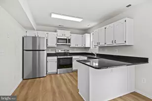 806 Selby Blvd, Edgewater, MD 21037 - Photo 2