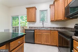 7706 Timbercross Ln, Glen Burnie, MD 21060 - Photo 4
