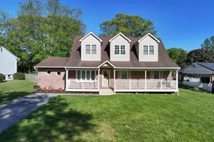 217 Oak Dr, Pasadena, MD 21122 - Photo 1