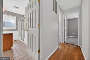 217 Oak Dr, Pasadena, MD 21122 - Photo 20