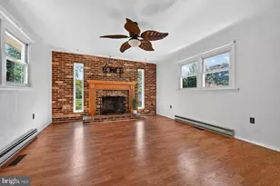 217 Oak Dr, Pasadena, MD 21122 - Photo 18