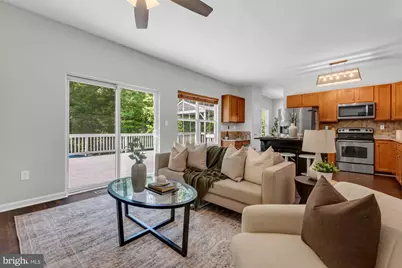 8121 Sagamore Way, Pasadena, MD 21122 - Photo 18