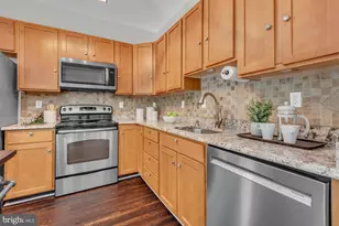 8121 Sagamore Way, Pasadena, MD 21122 - Photo 12