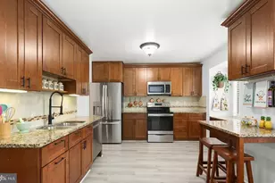 404 Peach Ct, Annapolis, MD 21409 - Photo 2