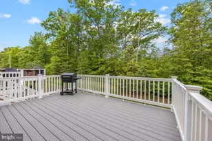 7676 Timbercross Ln, Glen Burnie, MD 21060 - Photo 24