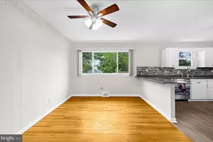 7969 Crownsway, Glen Burnie, MD 21061 - Photo 12