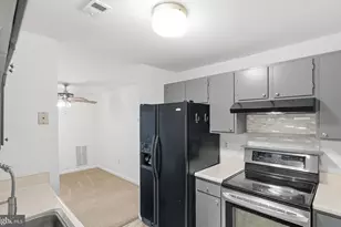 6604 Rapid Water Way, Glen Burnie, MD 21060 - Photo 10