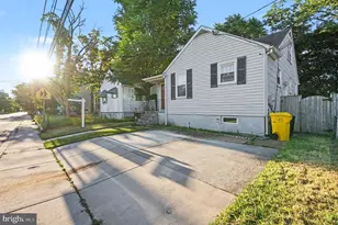 527 Stewart Ave, Glen Burnie, MD 21061 - Photo 2