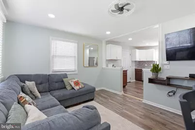 8 Eastern Street, Glen Burnie, MD 21061 - Photo 18