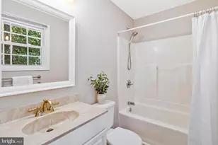 7936 Covington Ave, Glen Burnie, MD 21061 - Photo 16