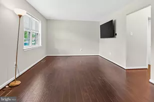 8011 Mansion House Crossing, Pasadena, MD 21122 - Photo 6