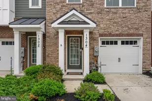 1304 Quiet Lk Cv, Crofton, MD 21114 - Photo 2