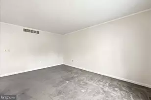 810 205th St, Pasadena, MD 21122 - Photo 14