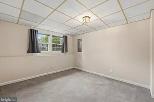 810 205th St, Pasadena, MD 21122 - Photo 8