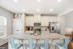 729 Ravenwood Dr, Glen Burnie, MD 21060 - Photo 18