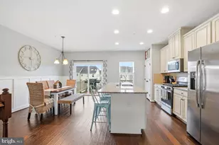 729 Ravenwood Dr, Glen Burnie, MD 21060 - Photo 16