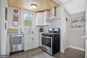 1609 Bentley Rd, Edgewater, MD 21037 - Photo 10