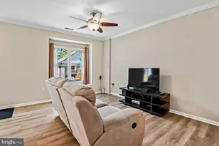 8733 Orchard Green Ct, Odenton, MD 21113 - Photo 6